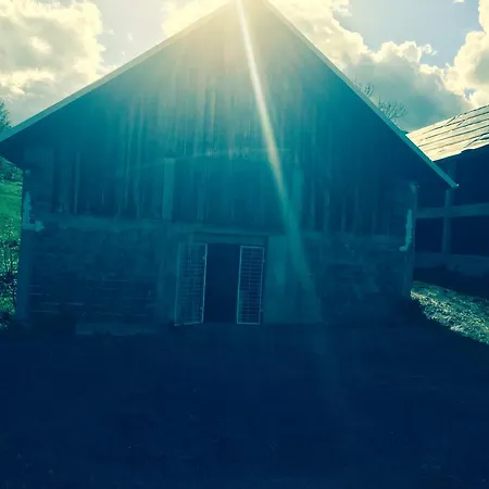 Vikendica Holiday Jazva Travnik